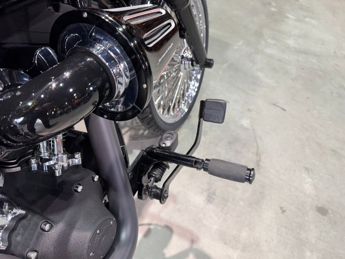 2008 Harley-davidson FXSTB NIGHT TRAIN Black