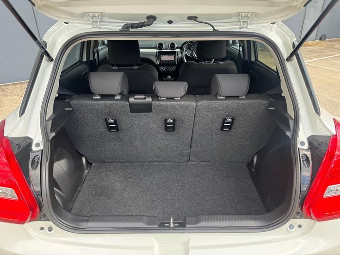 2023 Suzuki Swift GL Plus AZ Series II Pure White