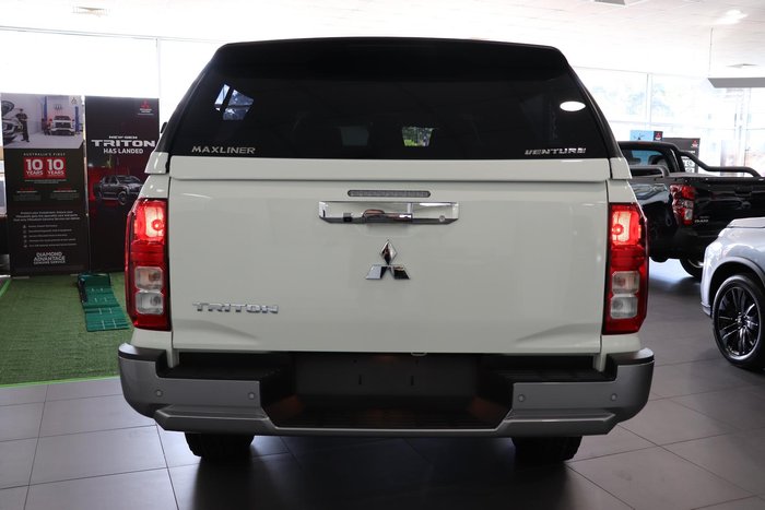 2024 Mitsubishi Triton GLX+