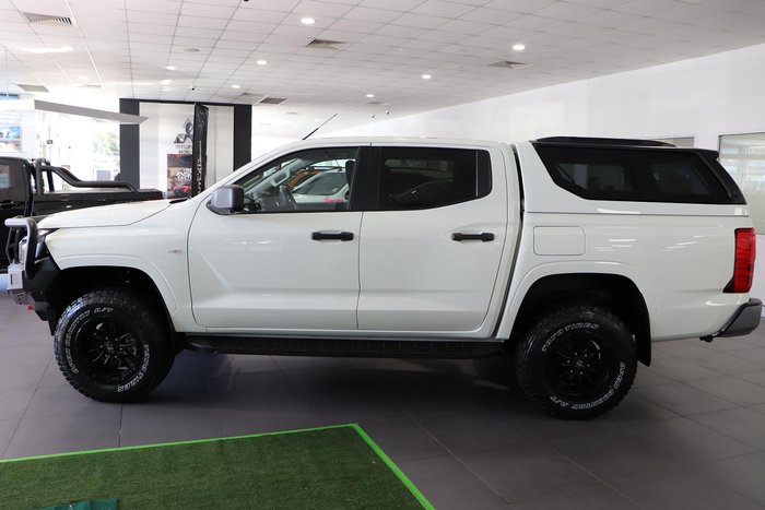 2024 Mitsubishi Triton GLX+