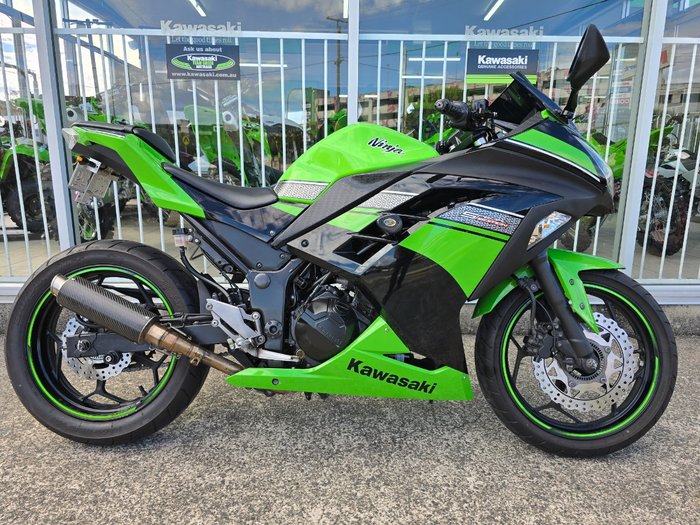 2013 Kawasaki NINJA 300