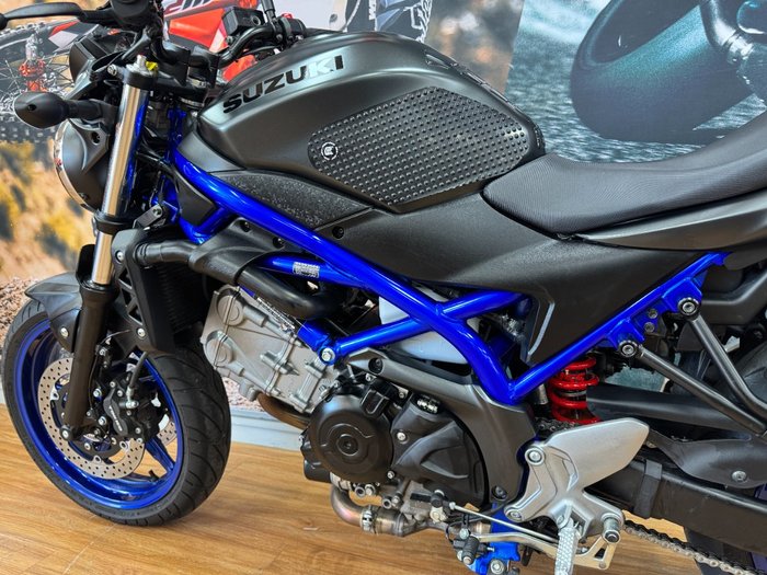 2022 Suzuki SV650 Black