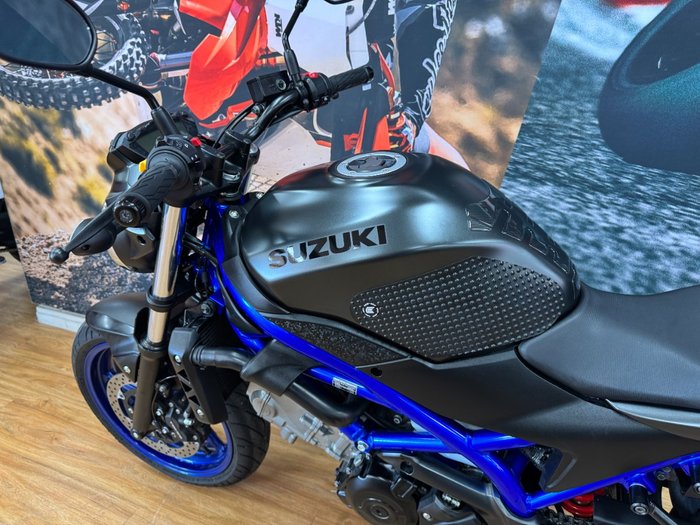 2022 Suzuki SV650 Black