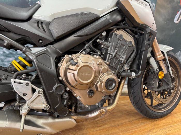 2021 Honda CB650R GREY