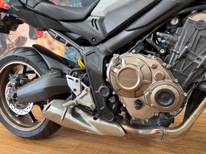 2021 Honda CB650R GREY