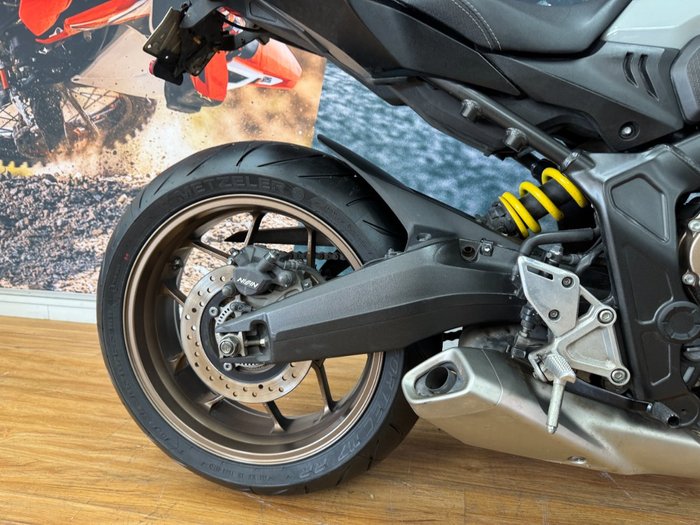 2021 Honda CB650R GREY