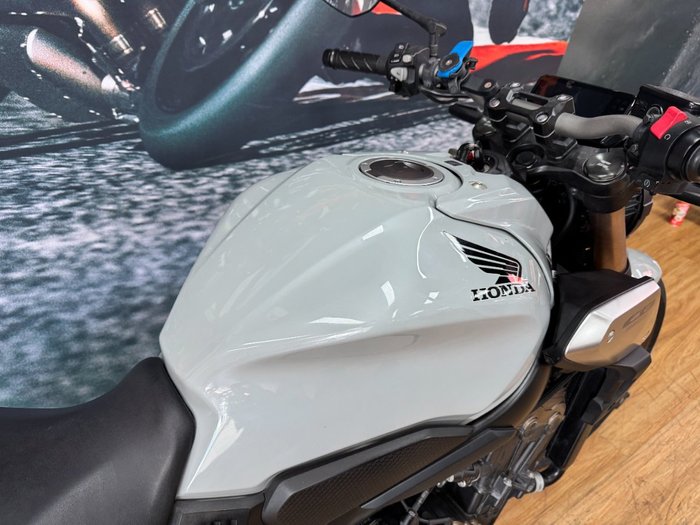 2021 Honda CB650R GREY