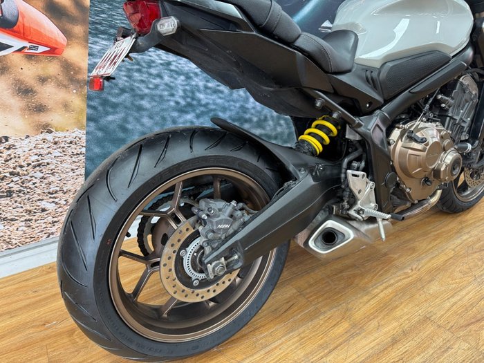 2021 Honda CB650R GREY