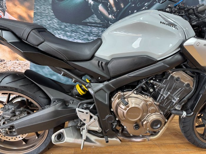 2021 Honda CB650R GREY
