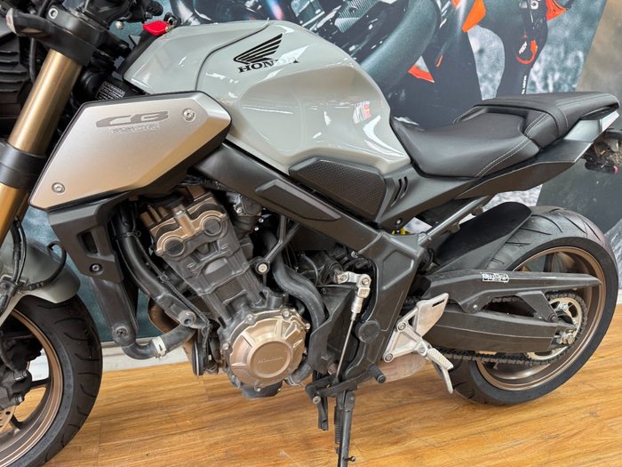 2021 Honda CB650R GREY