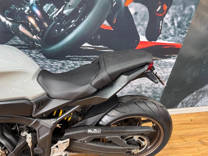 2021 Honda CB650R GREY