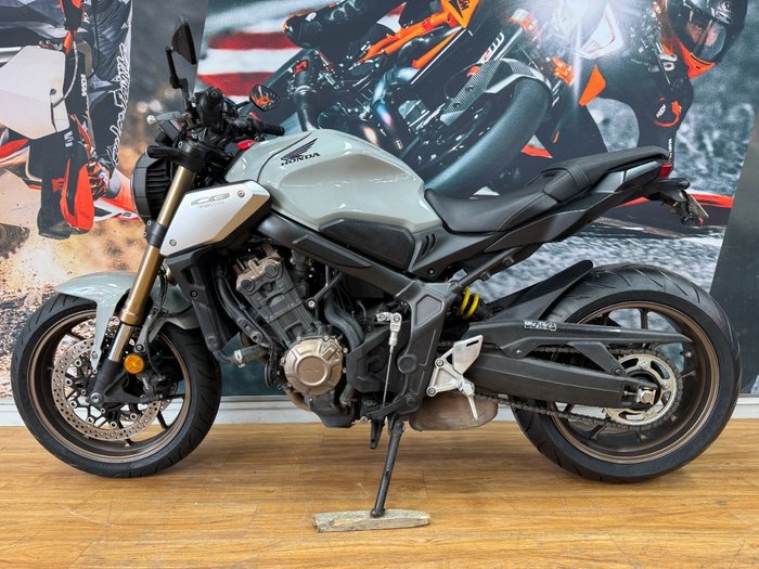 2021 Honda CB650R GREY