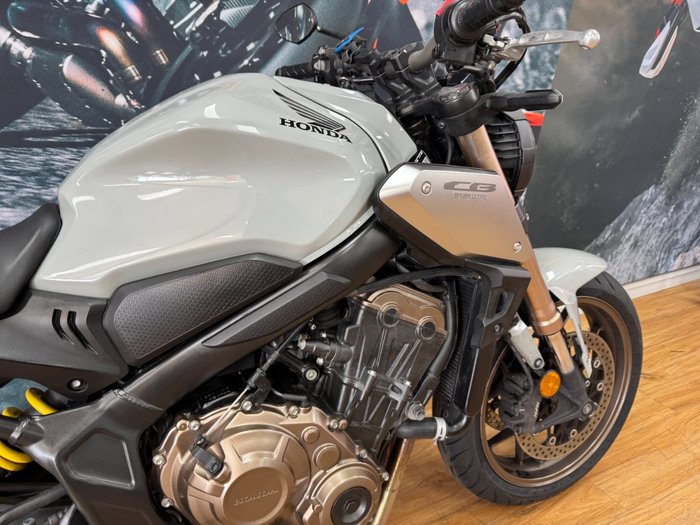 2021 Honda CB650R GREY