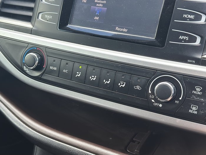 2016 Toyota Kluger GX