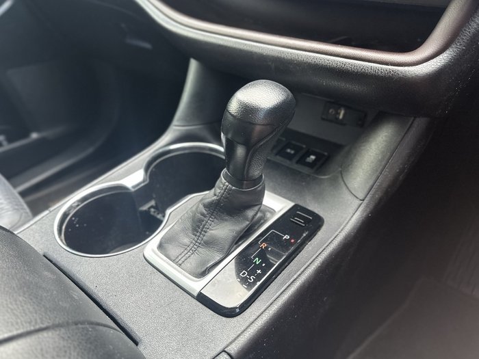 2016 Toyota Kluger GX