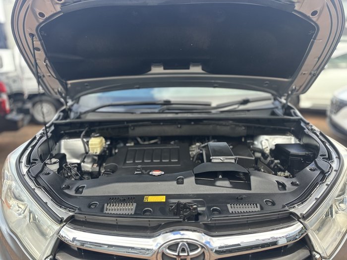 2016 Toyota Kluger GX