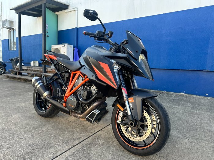 2017 Ktm 1290 SUPER DUKE GT Black