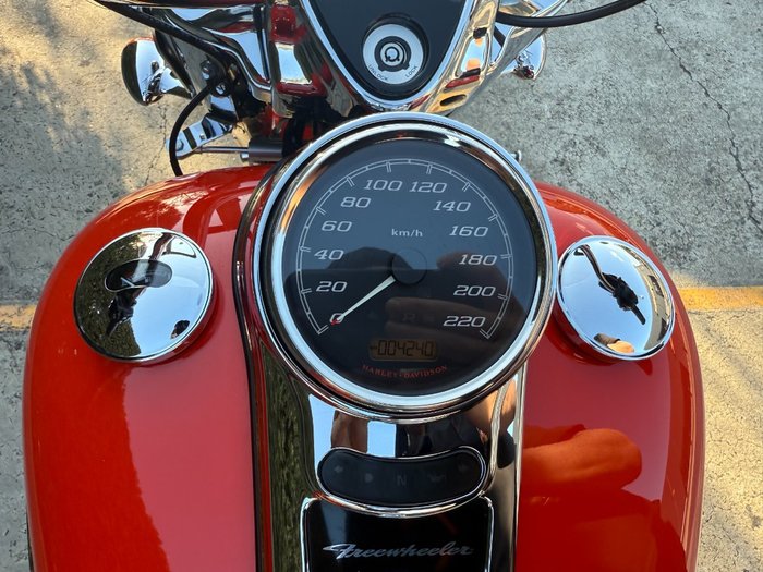 2020 Harley-davidson FLRT FREEWHEELER Orange