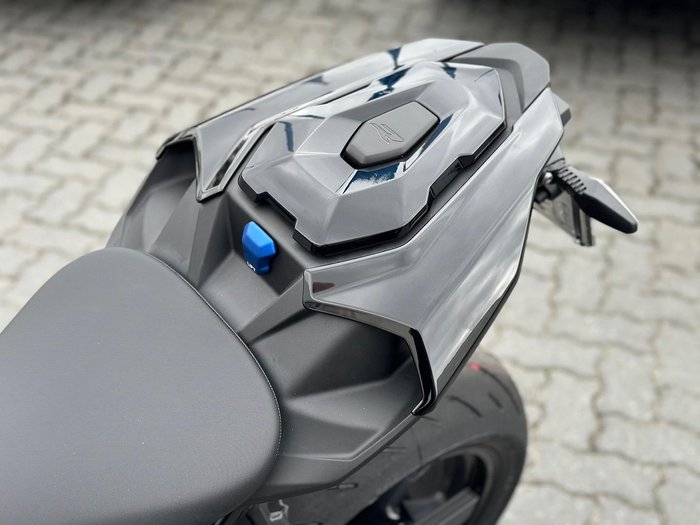 2025 BMW S 1000 R Sport S 1000 Black