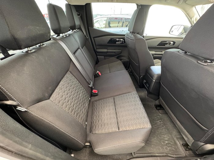 2024 Mitsubishi Triton GLS