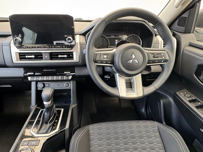 2024 Mitsubishi Triton GLS