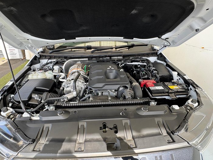 2024 Mitsubishi Triton GLS