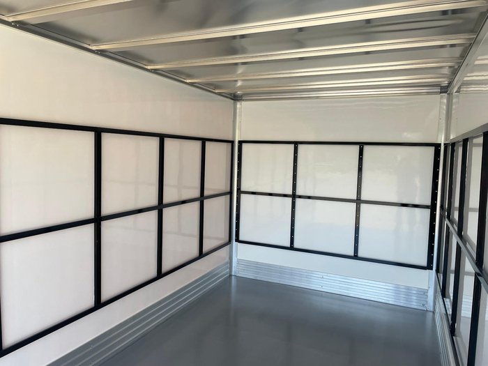 2025 Isuzu N Series NNR 45-150 Vanpack White