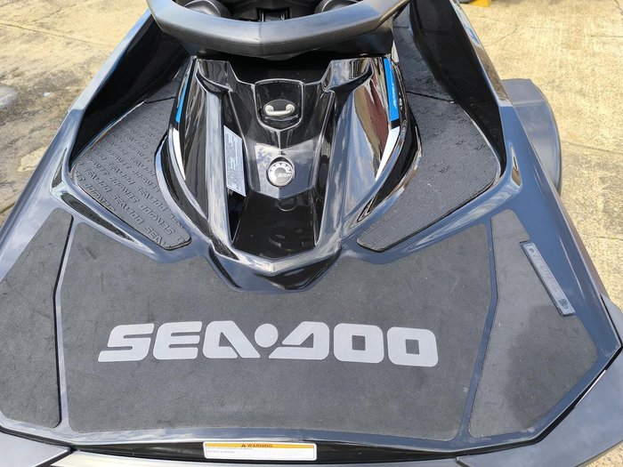 2018 SEA-DOO GTR 230