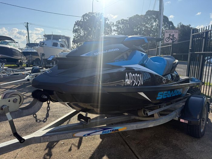 2018 SEA-DOO GTR 230
