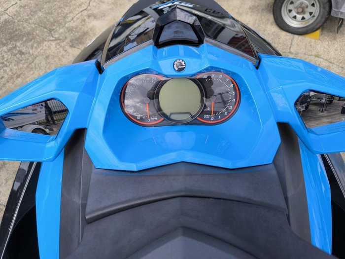 2018 SEA-DOO GTR 230