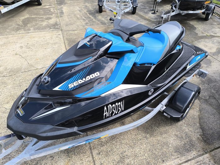 2018 SEA-DOO GTR 230