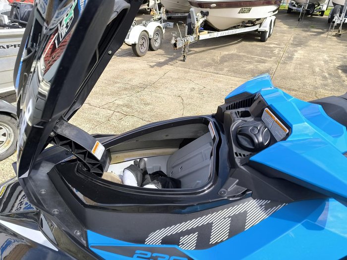 2018 SEA-DOO GTR 230
