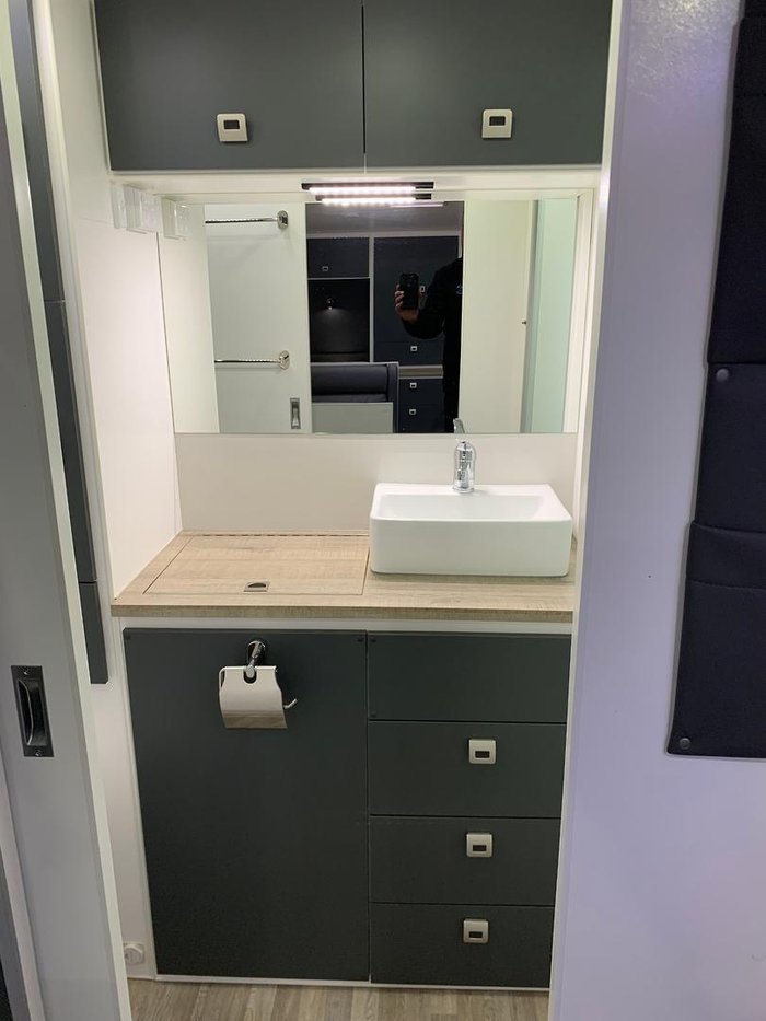 2024 Design RV Crx Semi Off Road Van 1-1, 18'8''