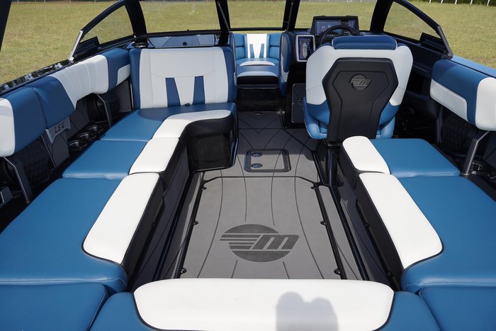 2023 Malibu Wakesetter 23 LSV