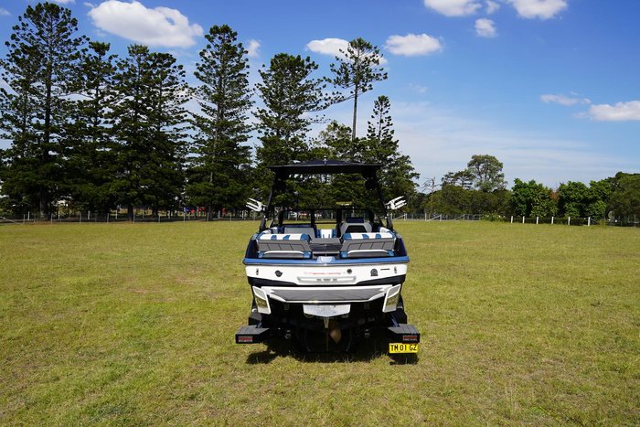 2023 Malibu Wakesetter 23 LSV
