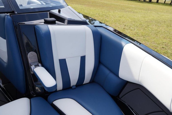 2023 Malibu Wakesetter 23 LSV