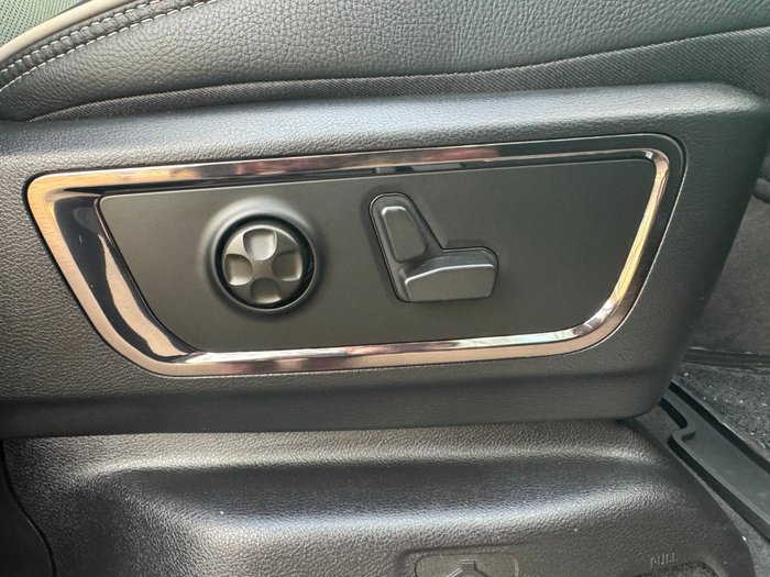 2025 RAM 1500 Limited Hurricane HO RamBox