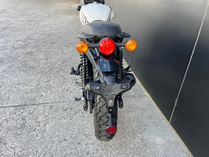 2023 Royal Enfield Hunter 350 Hunter White