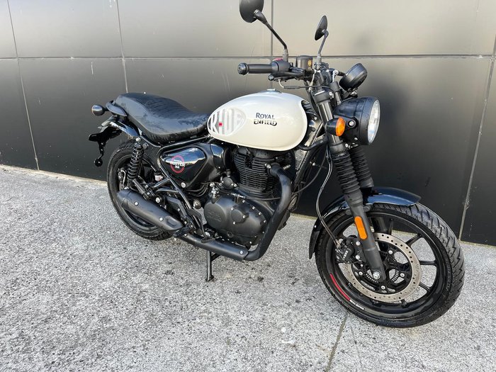 2023 Royal Enfield Hunter 350 Hunter White