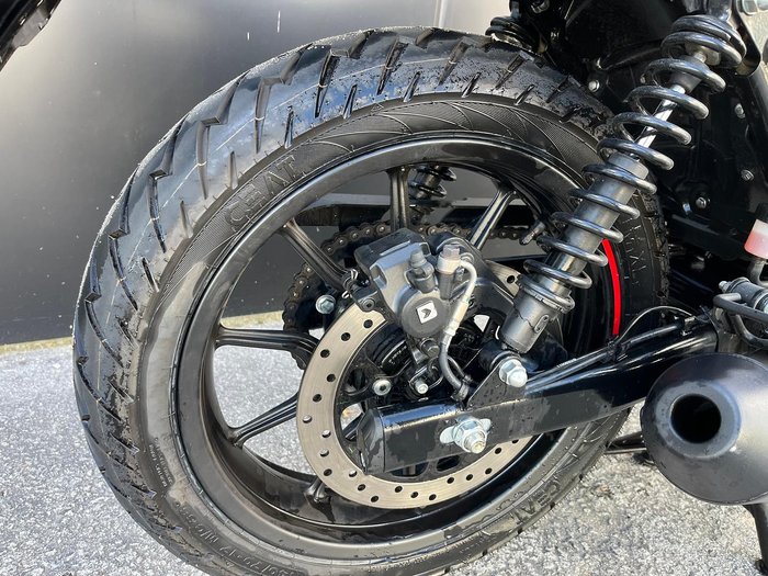 2023 Royal Enfield Hunter 350 Hunter White