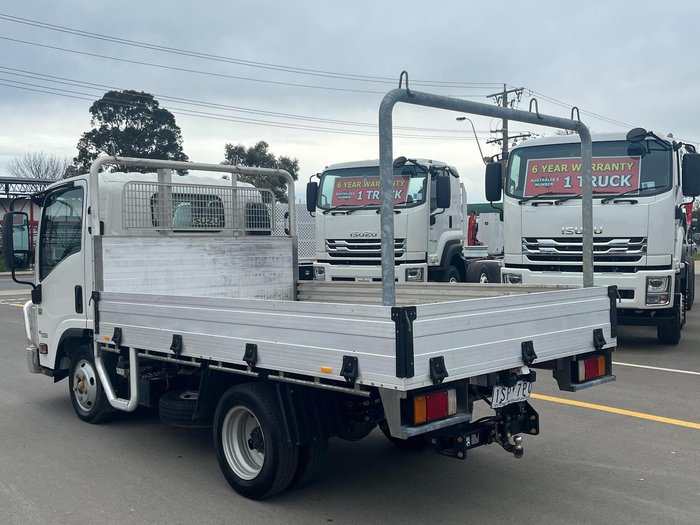 2020 Isuzu Nlr 45-150 Nlr 45-150 Amt Swb Traypack