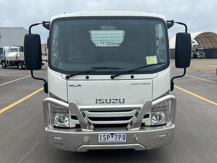 2020 Isuzu Nlr 45-150 Nlr 45-150 Amt Swb Traypack
