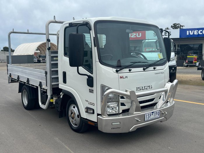 2020 Isuzu Nlr 45-150 Nlr 45-150 Amt Swb Traypack