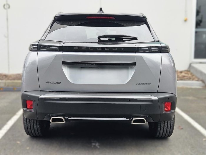 2025 Peugeot 2008 GT Hybrid