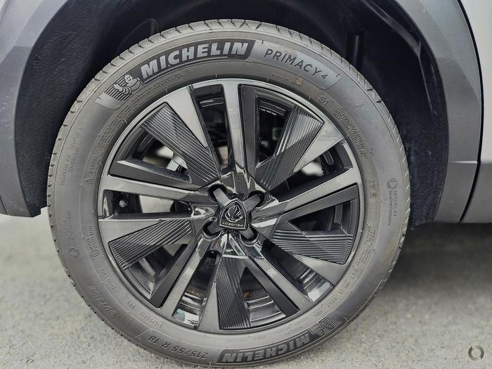 2025 Peugeot 2008 GT Hybrid