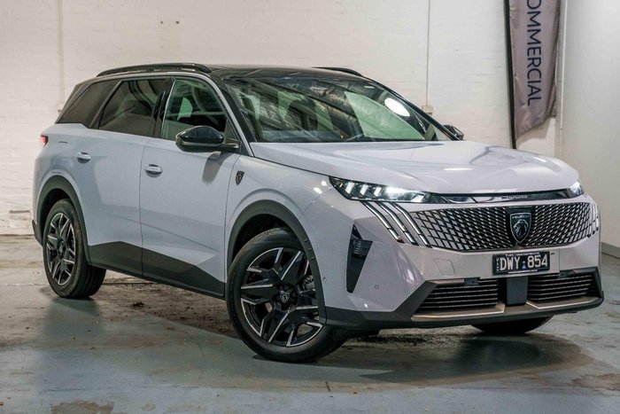 2025 Peugeot 5008