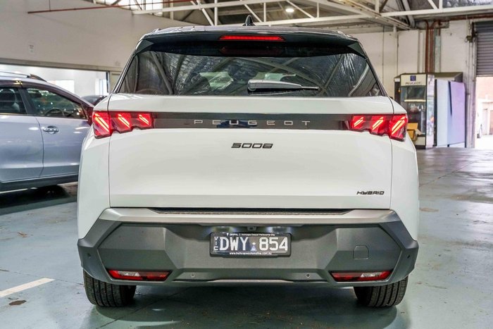 2025 Peugeot 5008