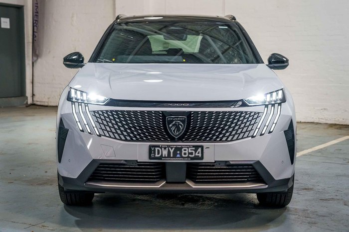 2025 Peugeot 5008
