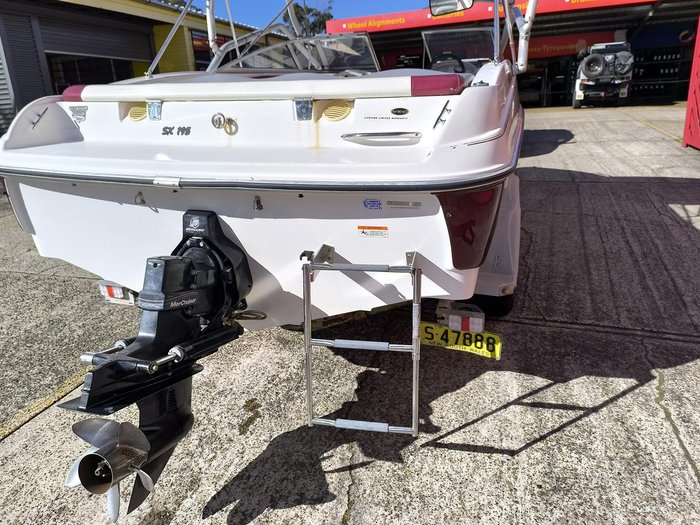 2006 Glastron SX 195