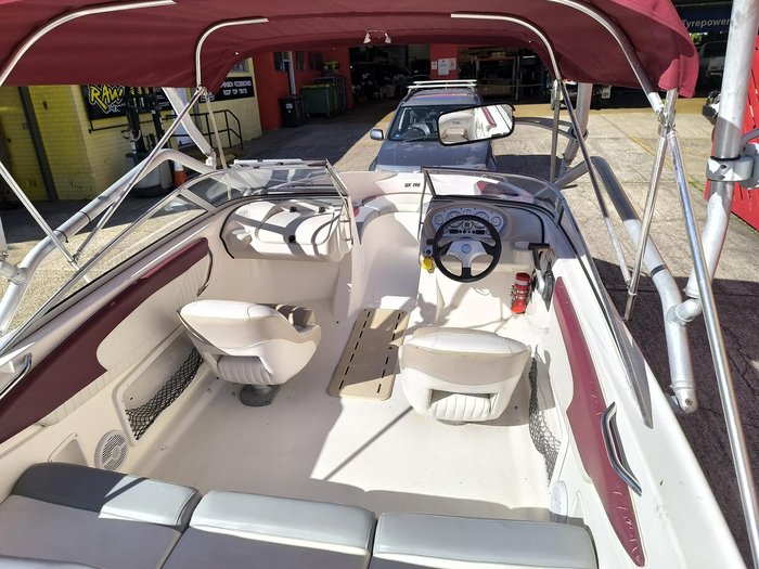 2006 Glastron SX 195